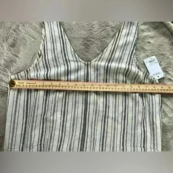 Sonoma Belted Jumpsuit Linen Blend Sz M. Cropped Wide Leg VNeck Sleeveless NWT - Picture 6 of 15